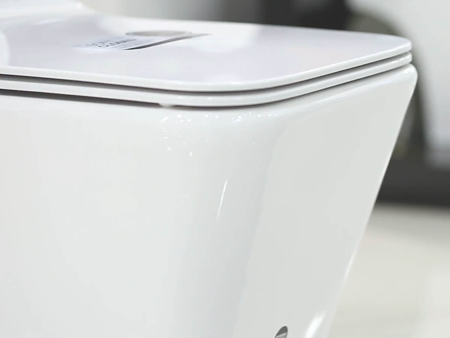 COTTO Simply Modish White Dual Top Flush Toilet Suite Close Up