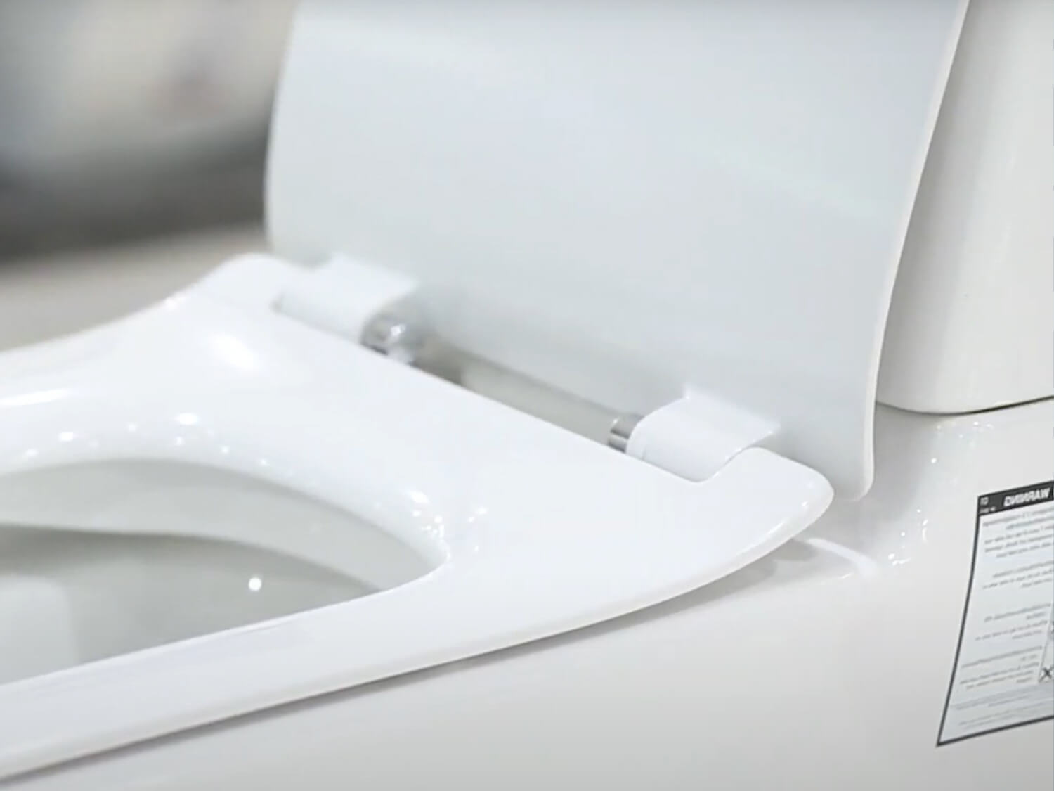 COTTO Simply Modish White Dual Top Flush Toilet Suite Seat