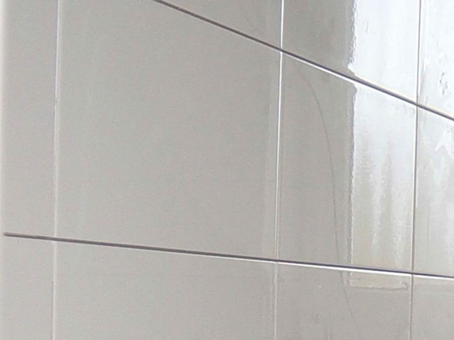 CTM Kenya - Sipho White Shiny Ceramic Wall Tile - 200 x 300mm