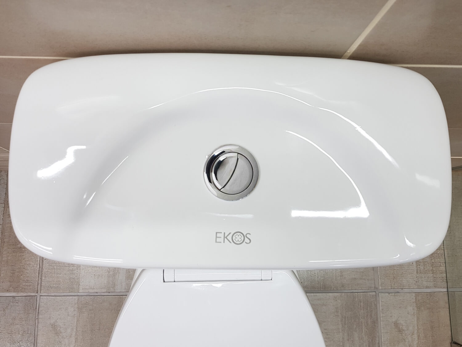 EKOS Georgia White Dual Top Flush Toilet Suite Tank View