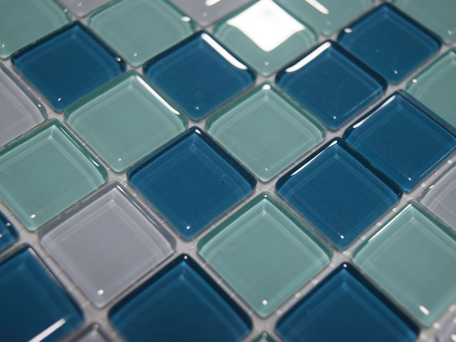 Glass Mosaic Crystal Blue 