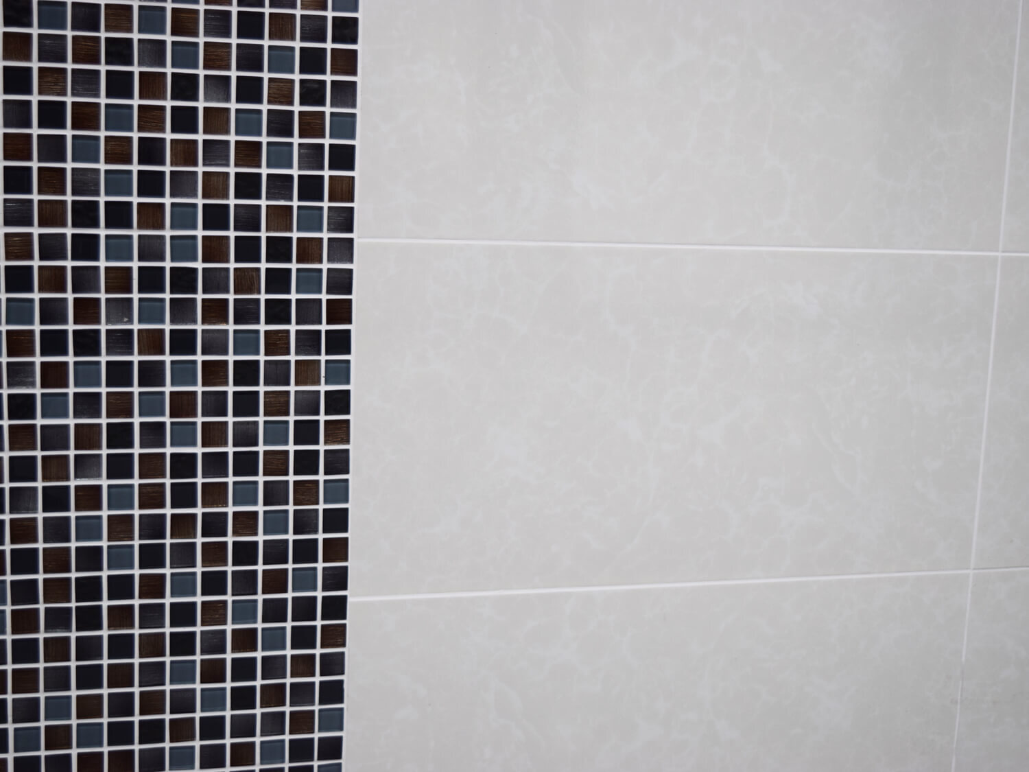 Nemo Gris Ceramic Wall Tile - 300 x 600mm