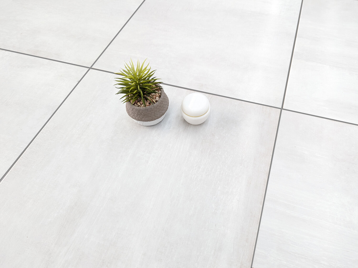 Nevada Blanco Ceramic Floor Tile - 450 x 450mm