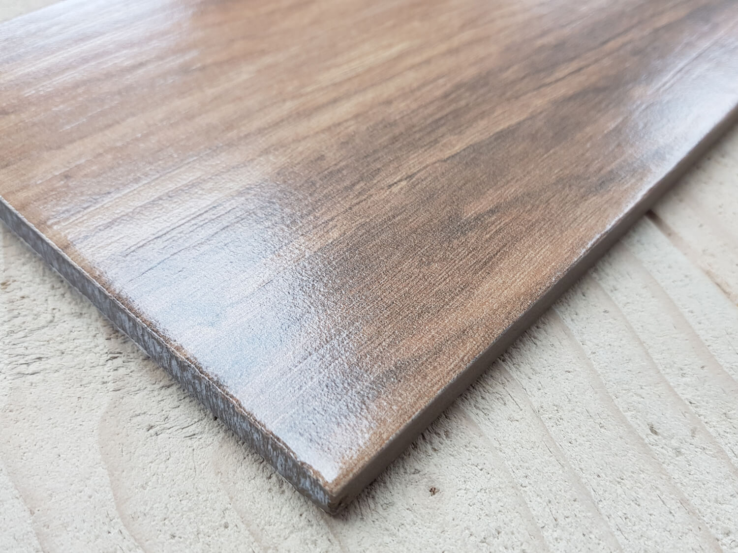 Planet Rovere Wood Look Floor Tile